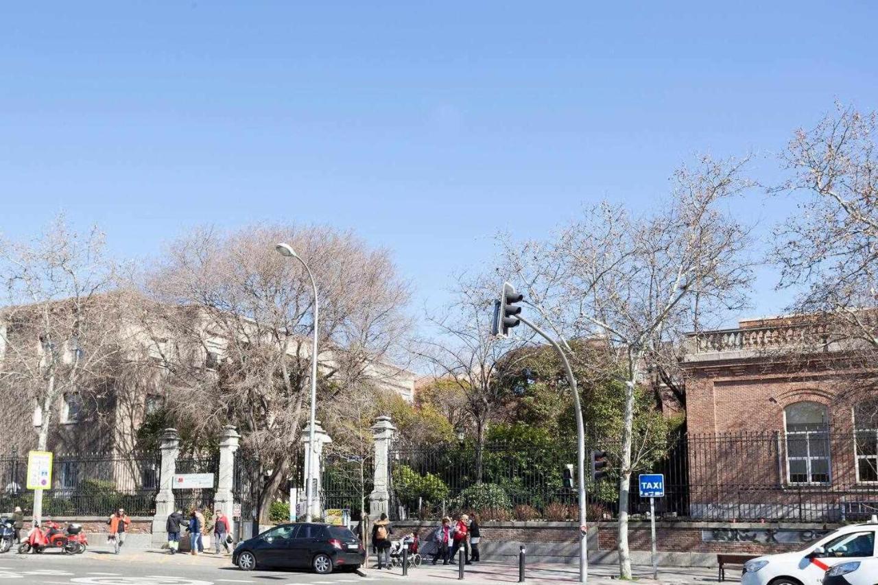 Apartmento De Lujo Retiro Barrio De Salamanca Мадрид Екстериор снимка